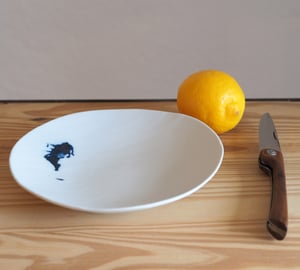 Image of Isabelle René - Petite Assiette Porcelaine / Blanc
