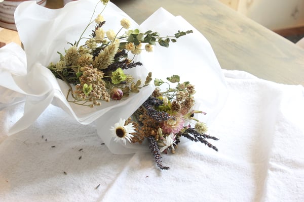 Image of DRIED BLOOM POSY