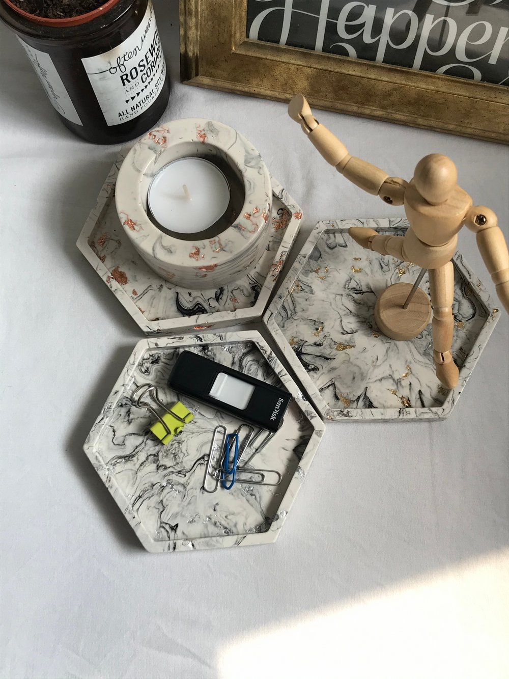 Image of Marble With Metal Flakes Hexagon Coaster Trays - Luxe Collection