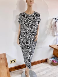 Image 19 of Milano dress with pockets - mixed pattern fabrics