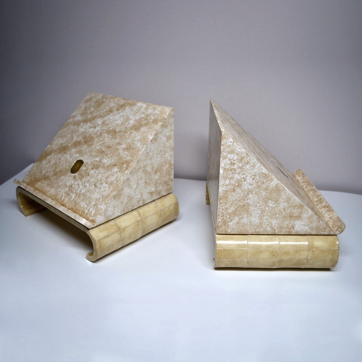 Image of Donovan's lectern
