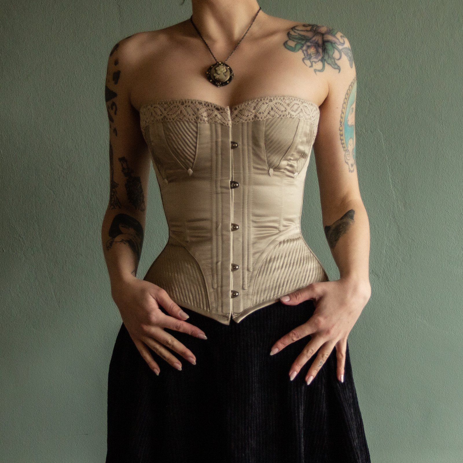 victorian girdle