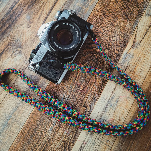 Image of Paracord camera shoulder strap with quick release buckle attachments