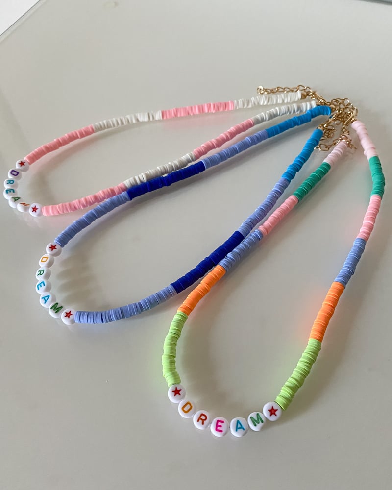 Image of COLLANA CANDY SCRITTE