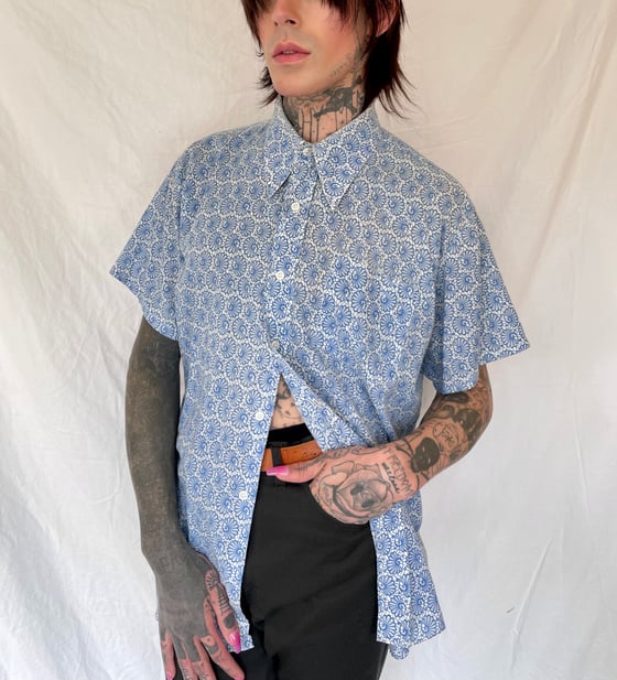 Image of 70’s Spiral Button Down