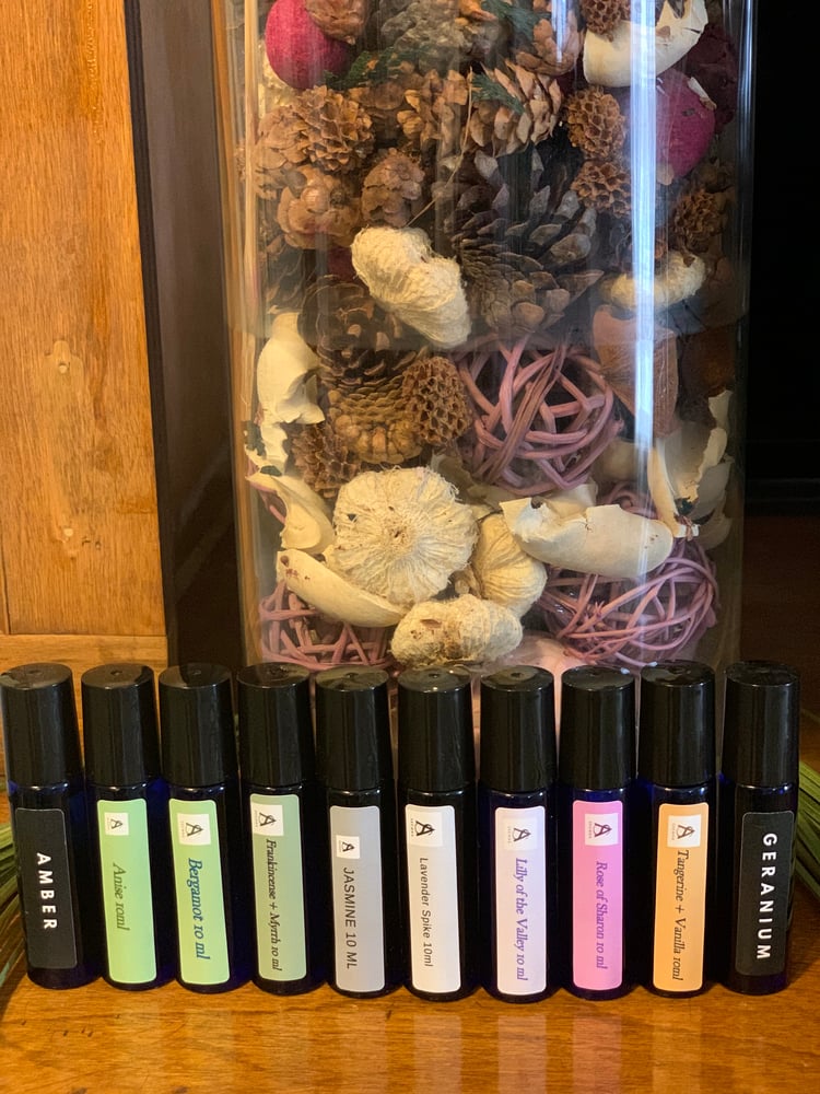 Image of SKEMNA® Essential Oil Scented Roll-on 10ml and Diffuser Aromatherapy