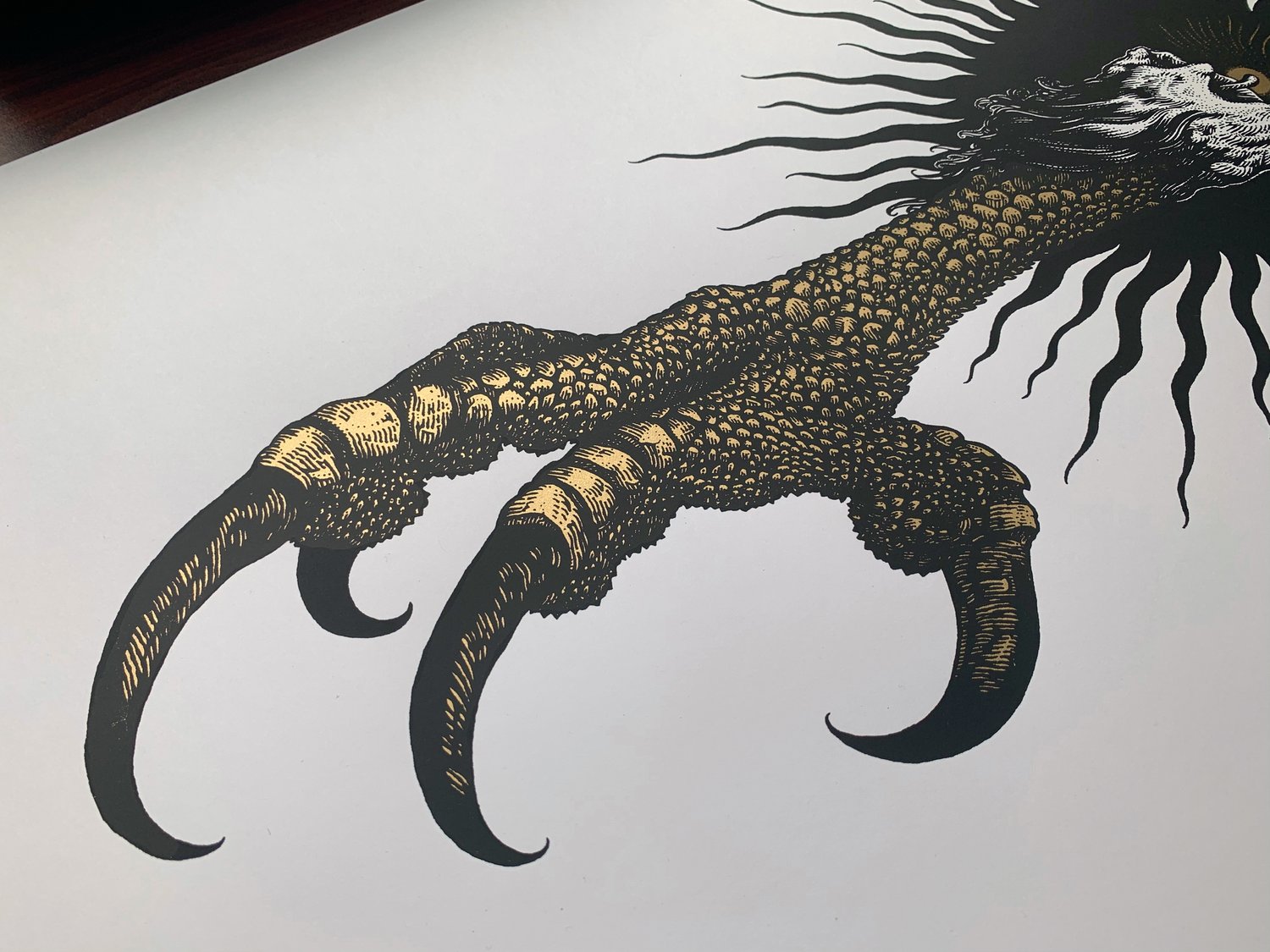 Image of Predatory Glow (Gold)