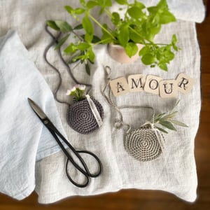 Image of L'ADORABLE vase