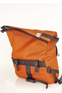 Image 4 of Road Runner Bags JUMBO JAMMER Handlebar Bag