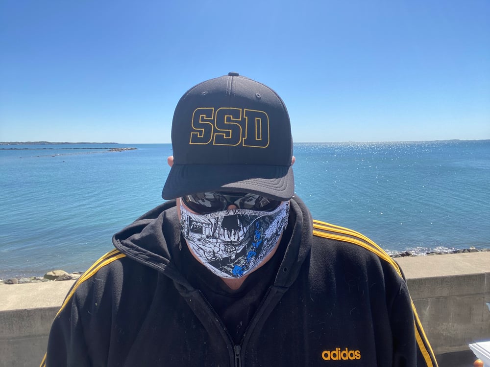 Get it Away Collectors Mask