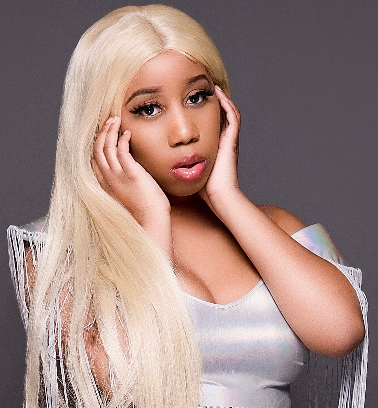 Image of Strictly blonde wigs