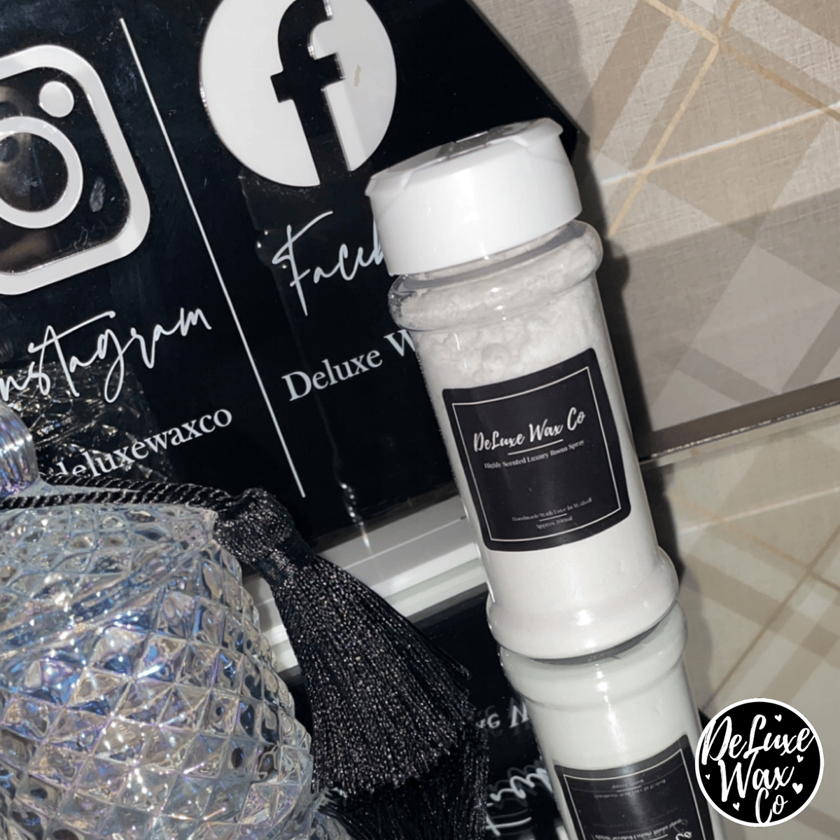 Carpet Freshener 100g Shaker Bottles DeLuxe Wax Co