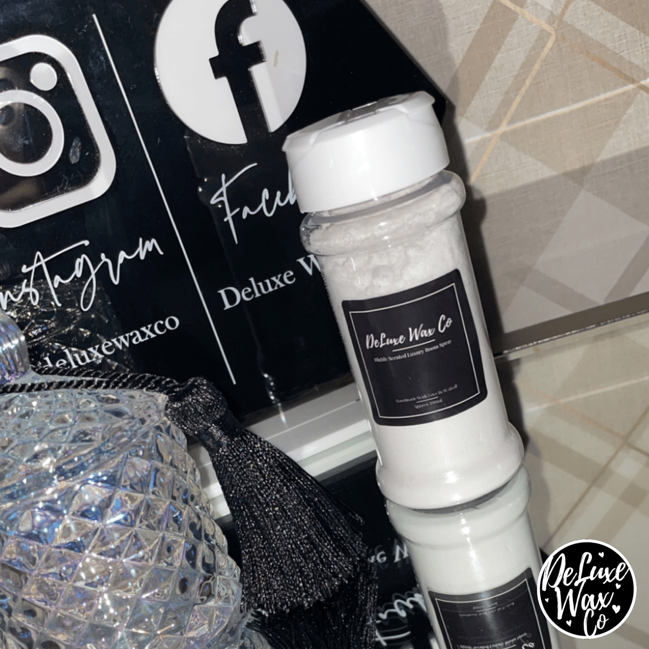 Carpet Freshener 100g Shaker Bottles DeLuxe Wax Co