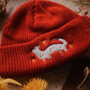 starry ermine *fitted* knit hat (CM)