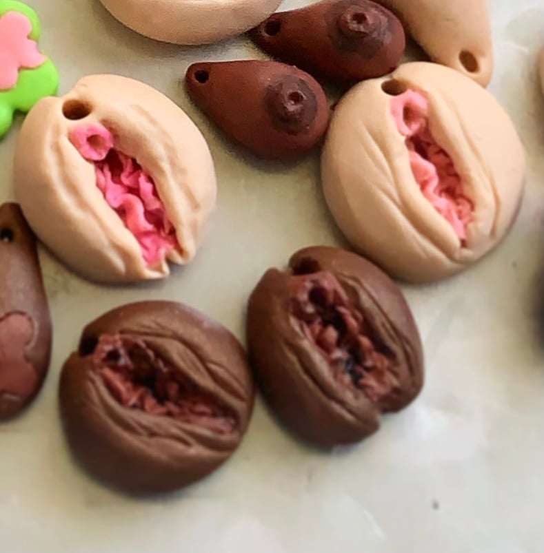 Image of Labia Flora