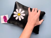 Image 2 of Jilly’s clutch bag - oops a daisy