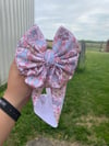 Howdy Cattle Tag Double Bow Wrap