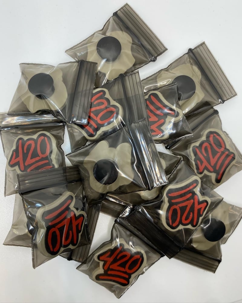 Image of ‘KEEP IT 420’ jibbitz