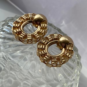 Image of NYA Abstract Open Circle Gold Earrings 