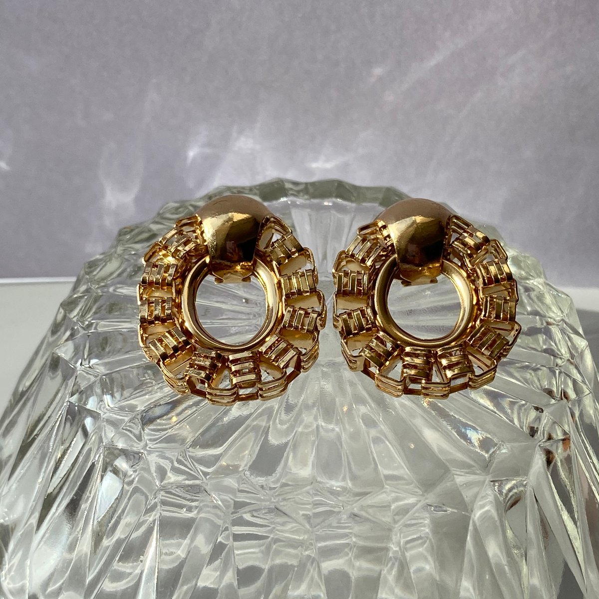Image of NYA Abstract Open Circle Gold Earrings 
