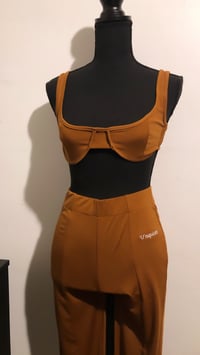 Image 3 of Women’s Bra and Leggings Set