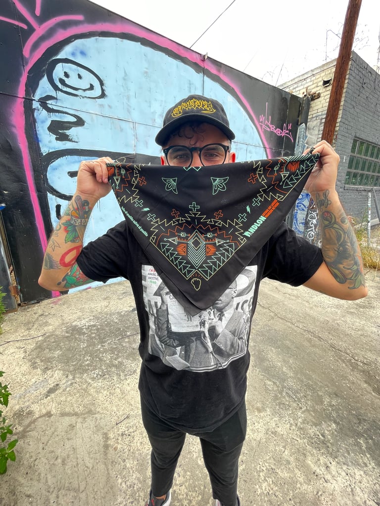 Gregg Deal "Solo el pueblo salva al pueblo" Bandana
