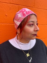 Image 2 of Chloé Dukes "Solo el pueblo salva al pueblo" Bandana