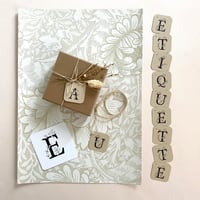 Image 1 of INITIALES étiquettes