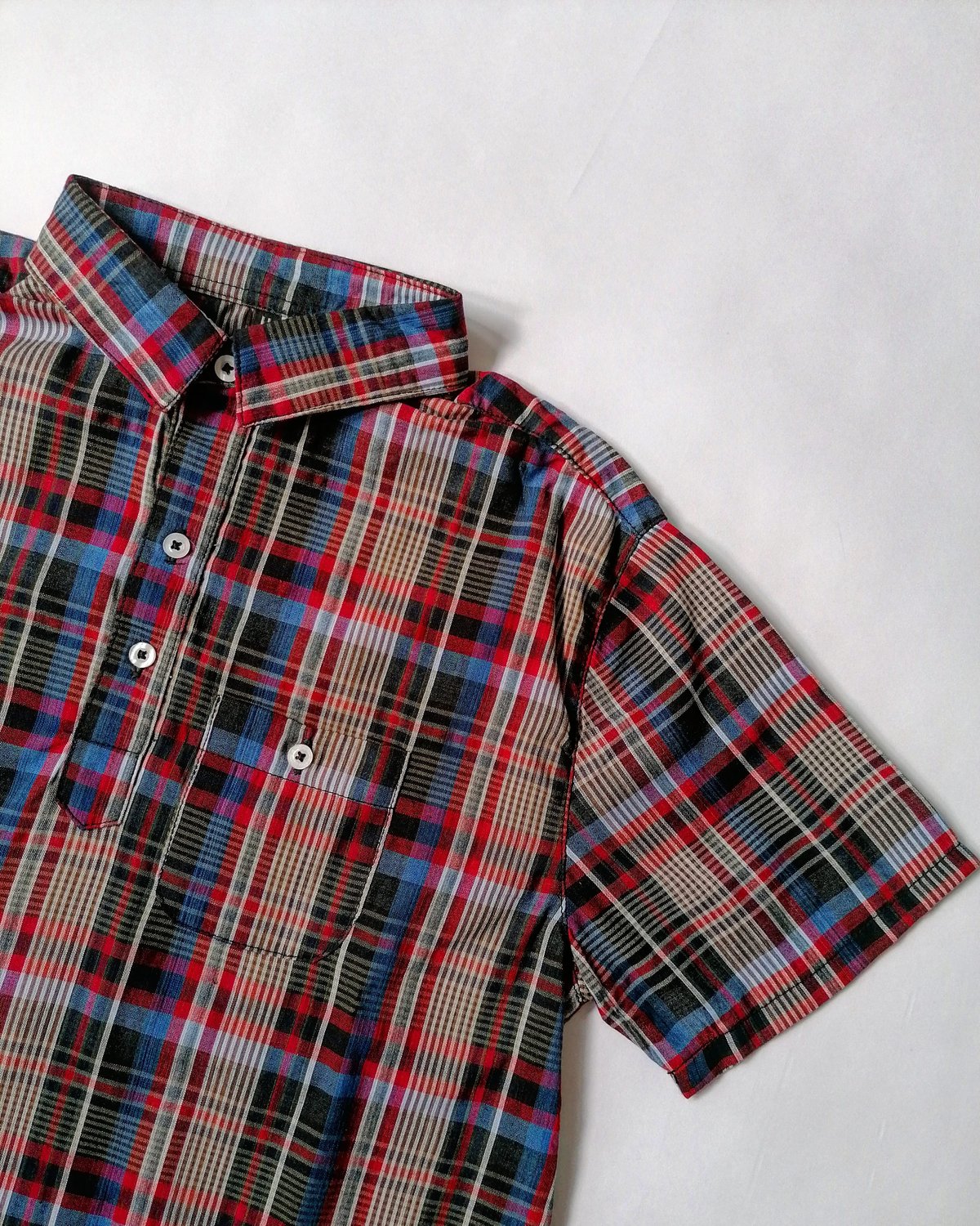 Image of EVERYDAY GARMENTS POPOVER CHECK SHIRTS.. 