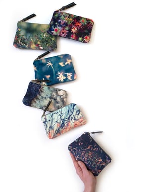 Image of Starry moss, printed velvet zipper bag