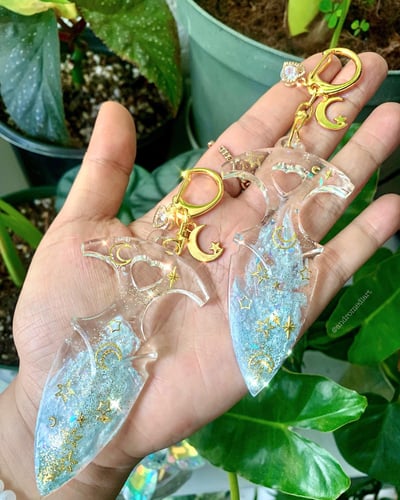 Image of CELESTIAL RESIN SELF DEFENSE KEYCHAIN