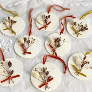 Image of FRAGILE médaillon poétique