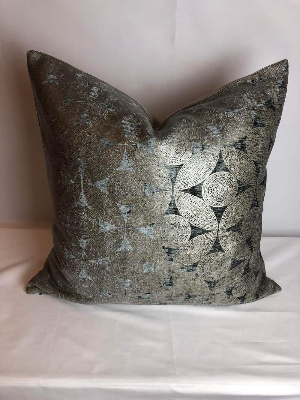 Contemporary Velvet Interlocking Circle Pattern Designer Pillow and 90/10 Down Insert