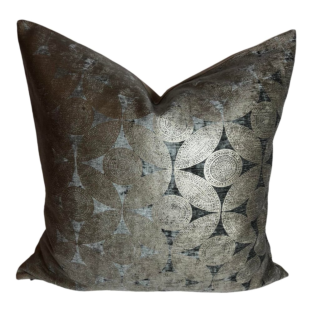 Contemporary Velvet Interlocking Circle Pattern Designer Pillow and 90/10 Down Insert