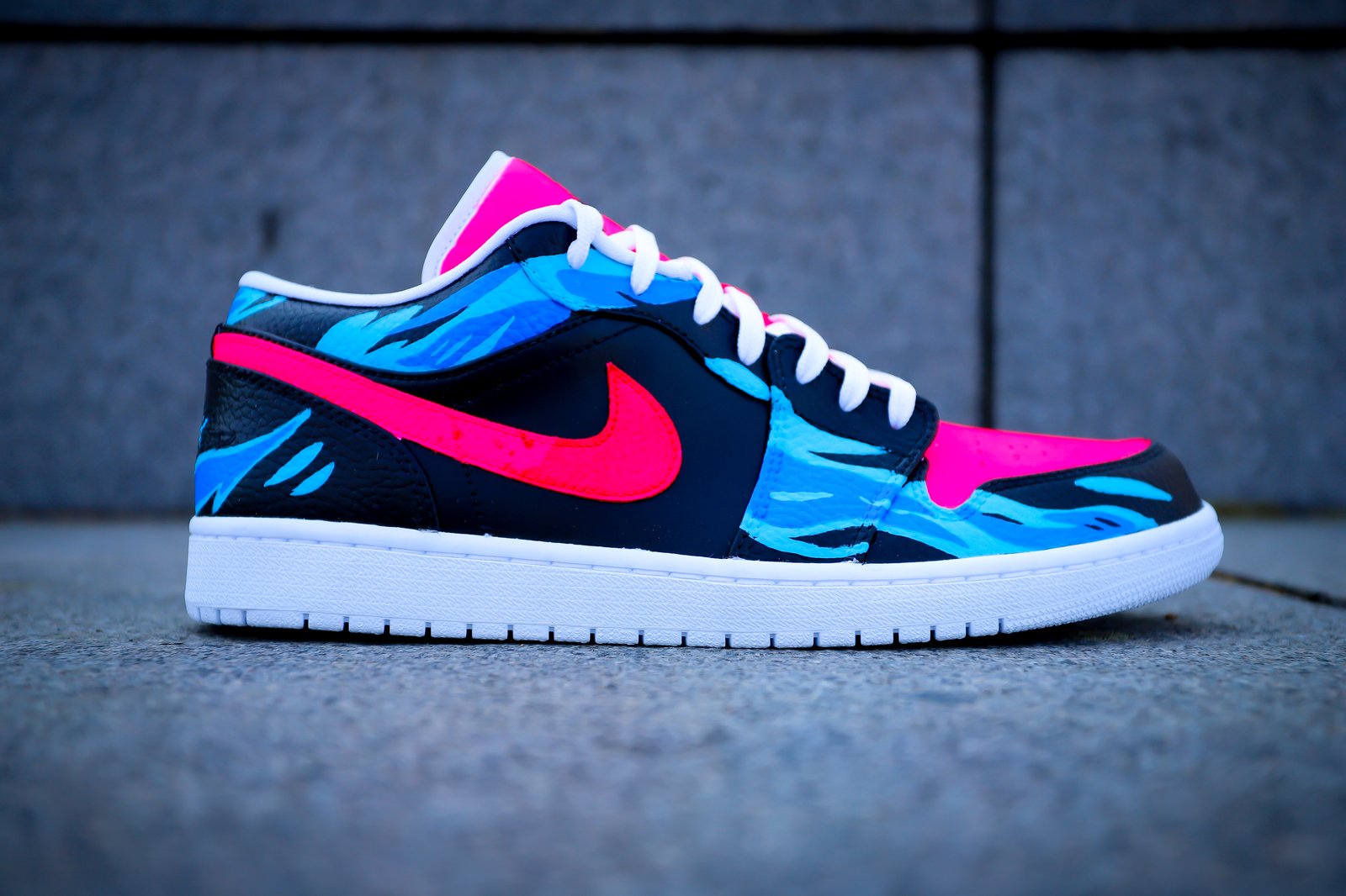 Jordan 1 low south beach hot sale