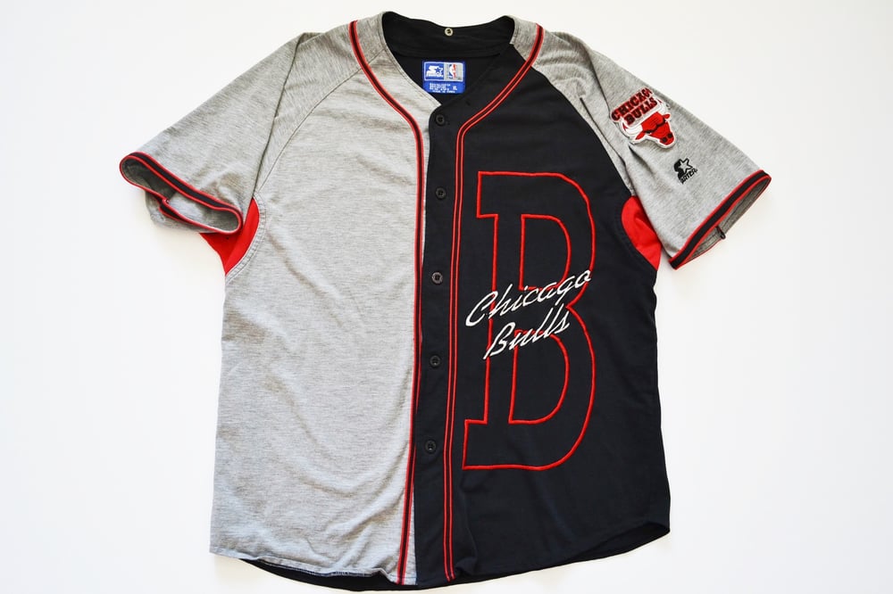 Image of Vintage 1990's Chicago Bulls Starter Colorblock Baseball Jersey Sz.XL