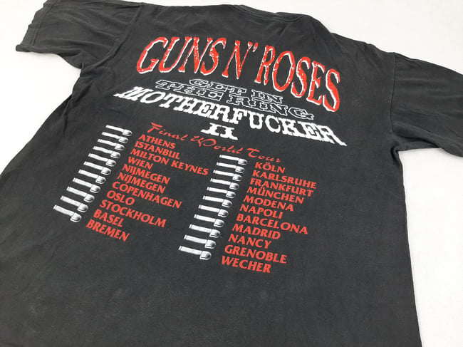 1993 Guns N Roses Tour T-Shirt | SeanScoilVintage