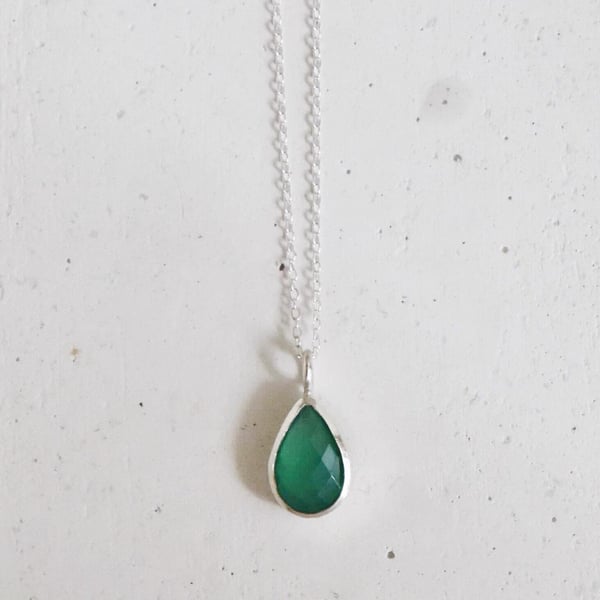Image of Green Onyx pear shape mixed cut silver necklace