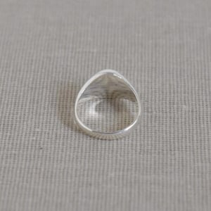 Image of Circle face silver signet ring