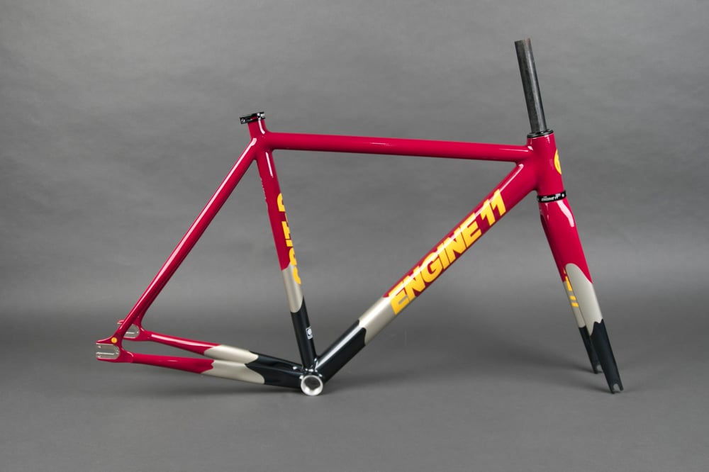 Image of CritD Track Frame in Fuschia