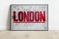 Image 2 of London / red