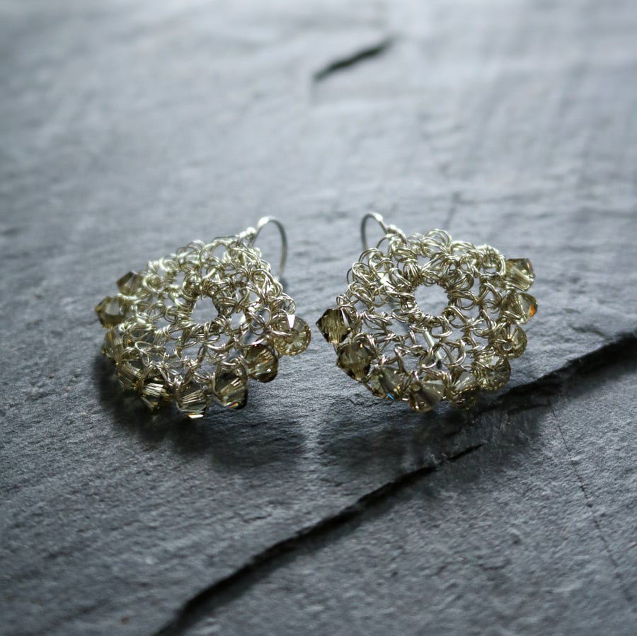 Image of CRESCENT EARRINGS - Bayleaf