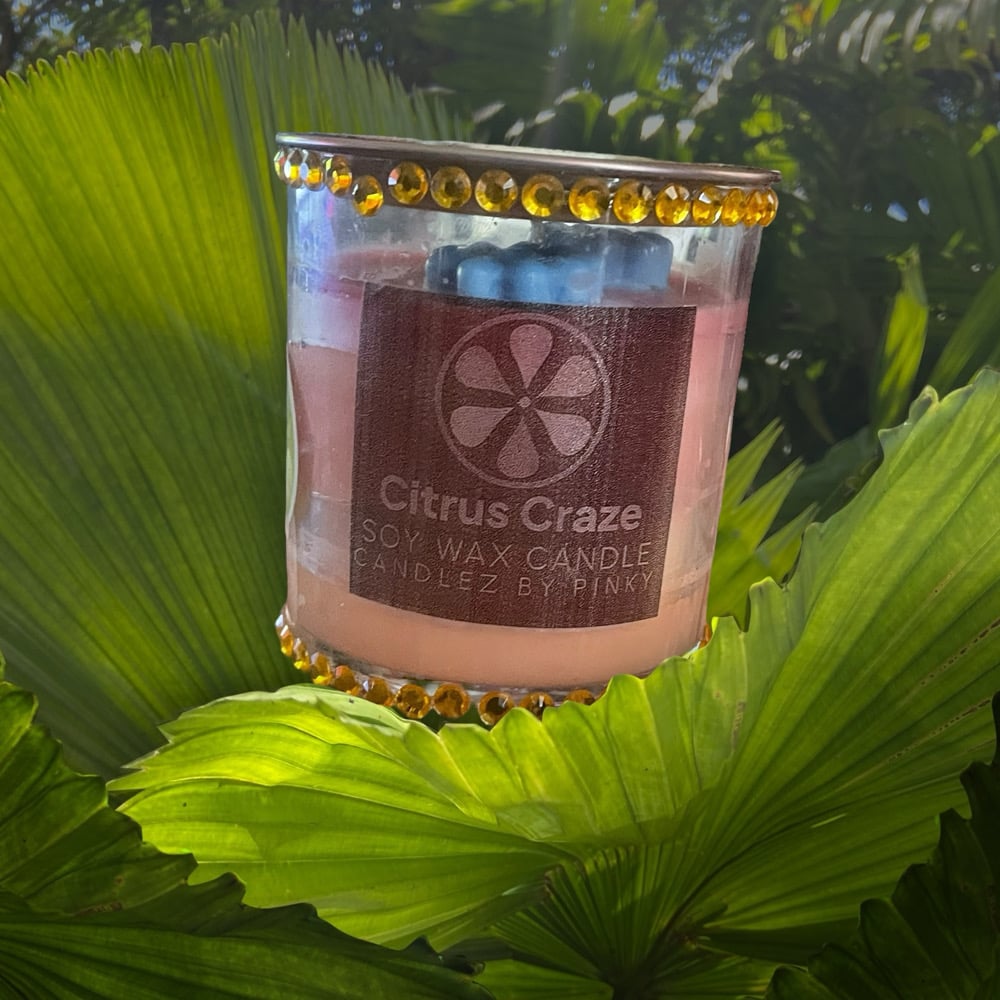 Image of Citrus Craze medium soy wax candle