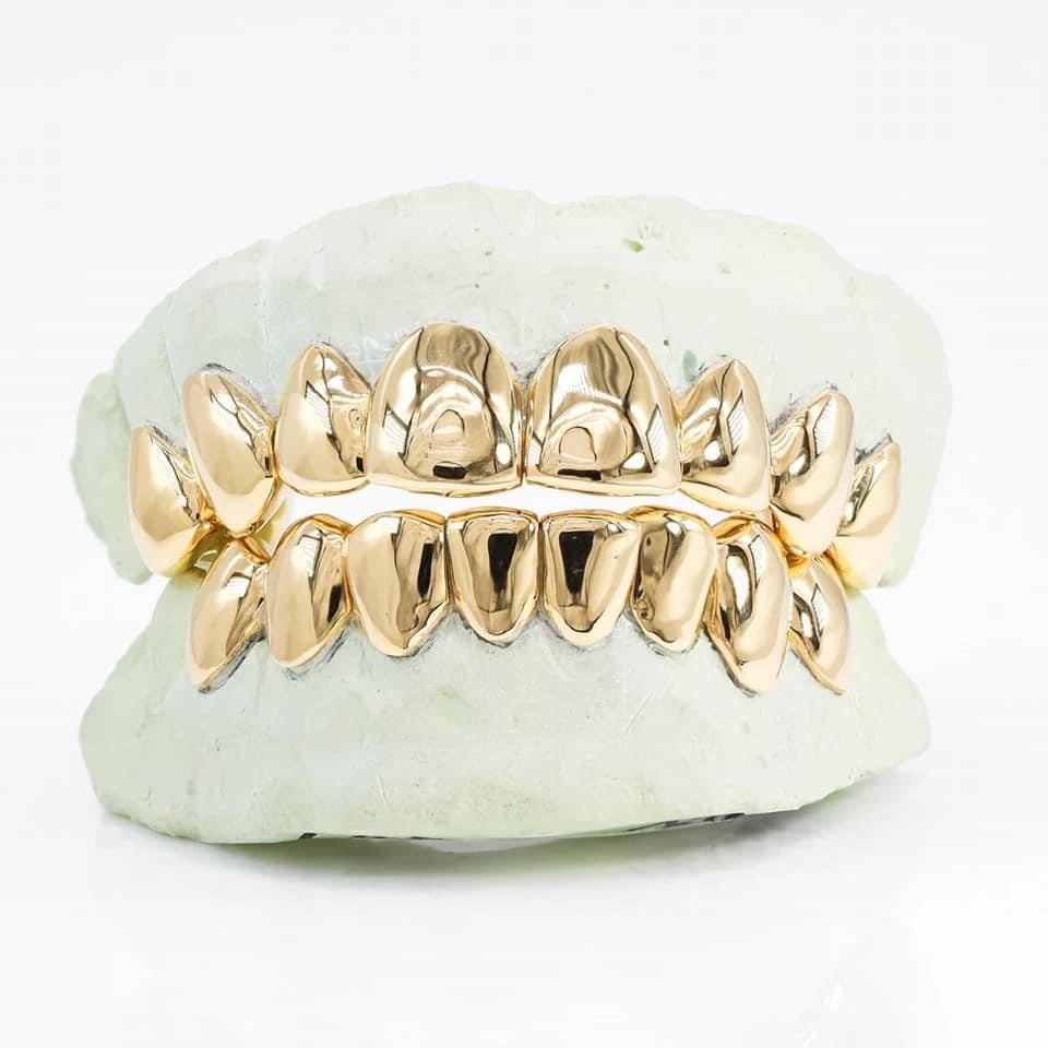 Image of SOLID GOLD 8X8