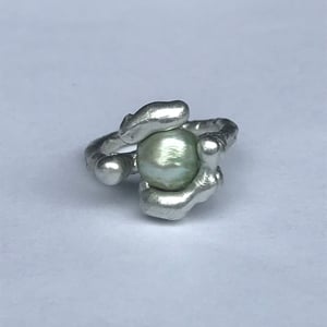 Synergy Blue Pearl Ring | Size 8.5