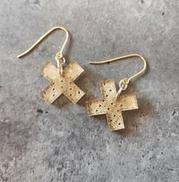 Image 1 of Small Kisses in Gold