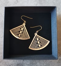Image 1 of Fantail in Gold