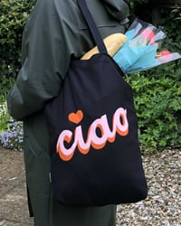 Image 2 of the CIAO bag