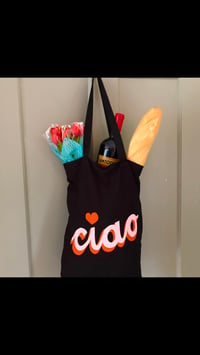 Image 4 of the CIAO bag