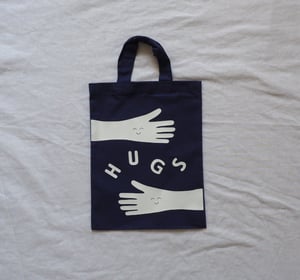 Hugs Mini & Maxi Totes